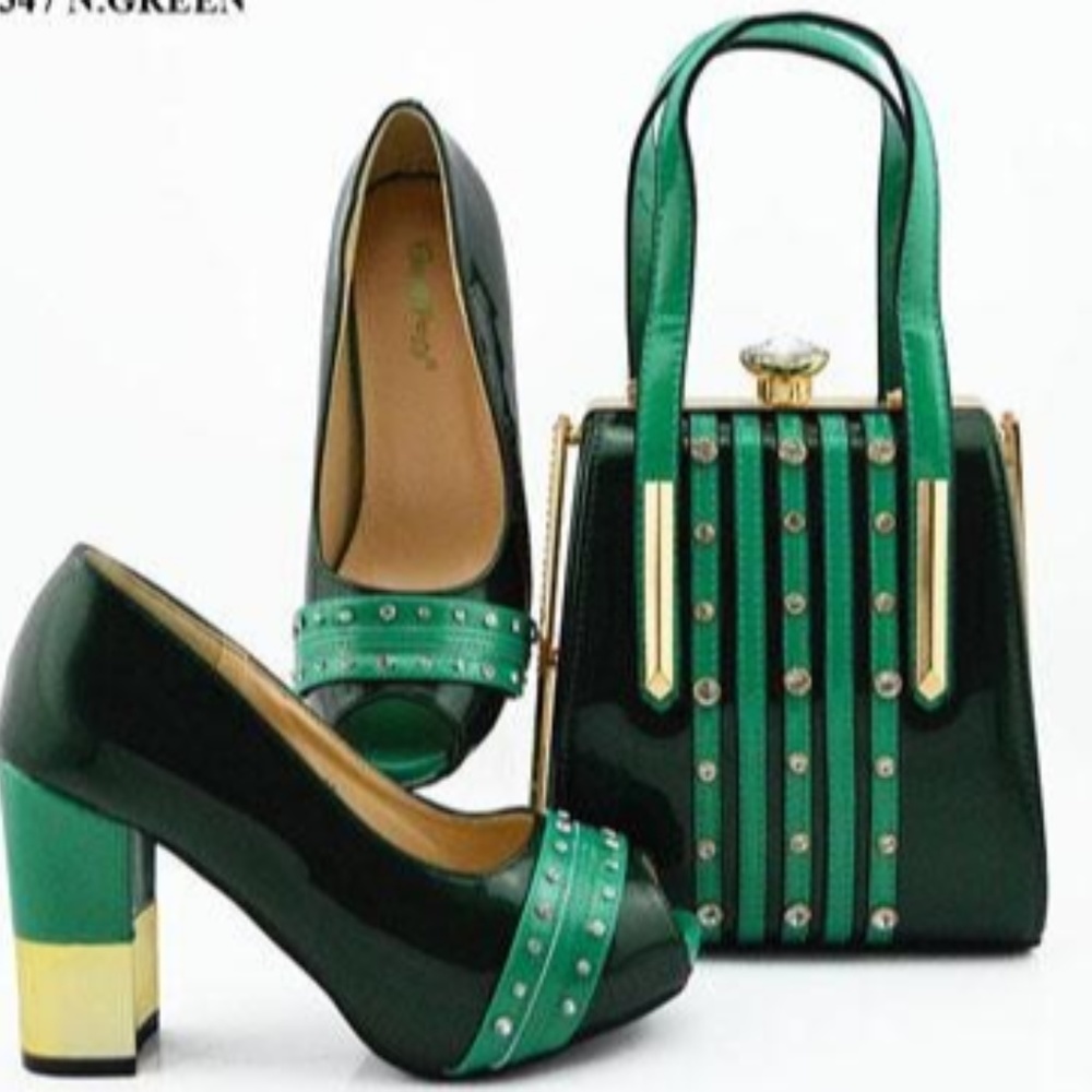Ladies shoes